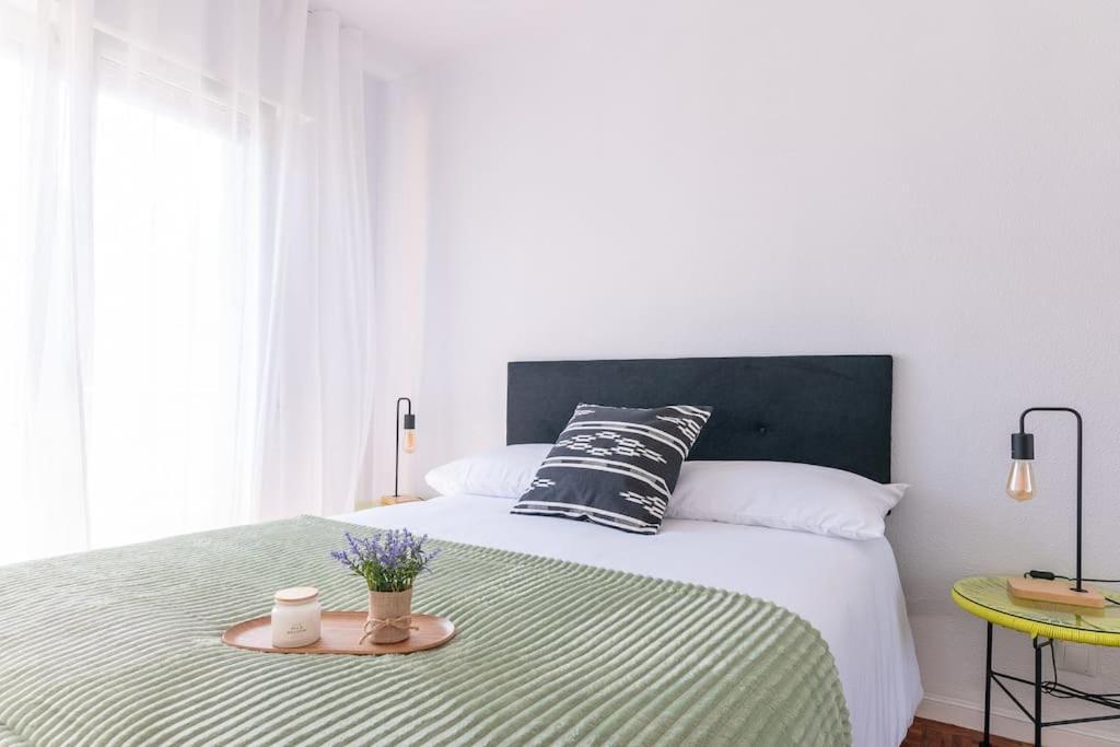 San Roman Apartment With Private Parking ซานตานเดร์ ภายนอก รูปภาพ