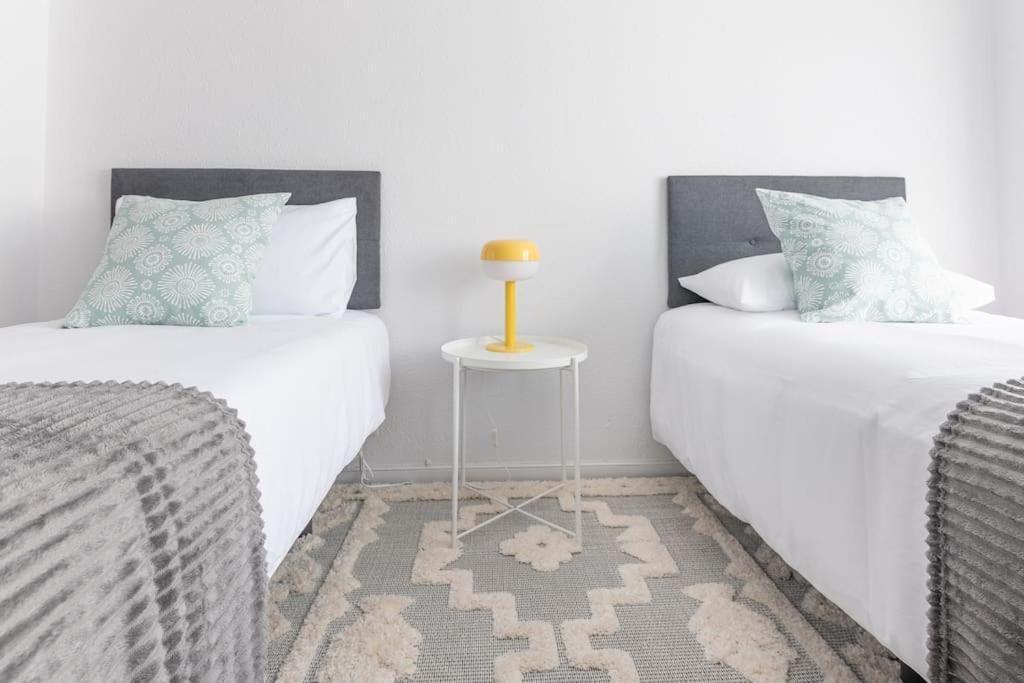 San Roman Apartment With Private Parking ซานตานเดร์ ภายนอก รูปภาพ