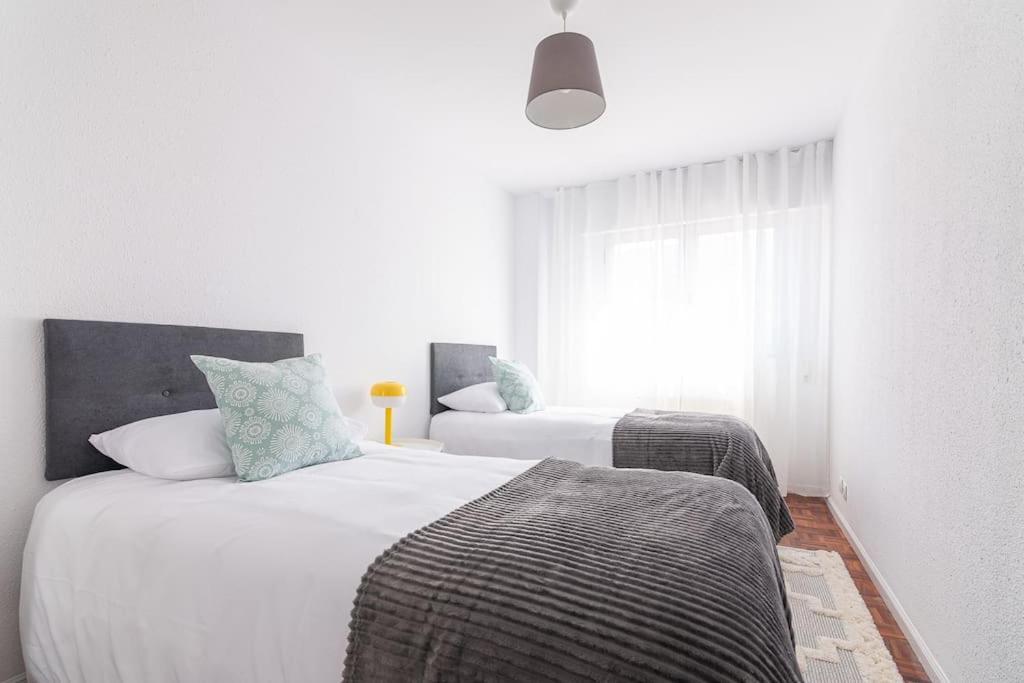 San Roman Apartment With Private Parking ซานตานเดร์ ภายนอก รูปภาพ