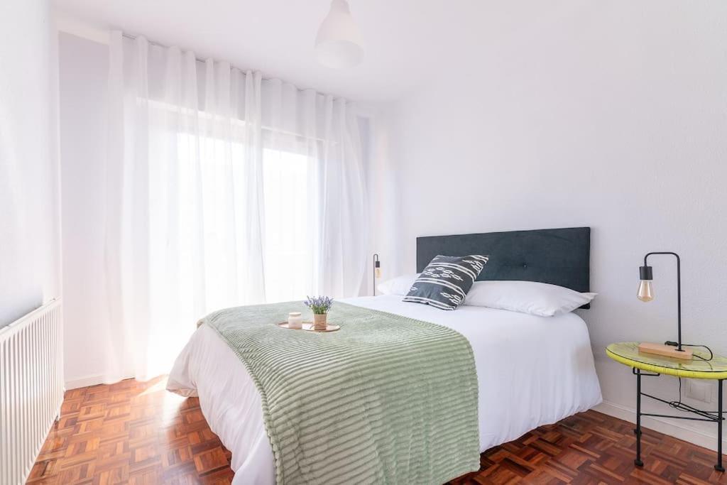 San Roman Apartment With Private Parking ซานตานเดร์ ภายนอก รูปภาพ