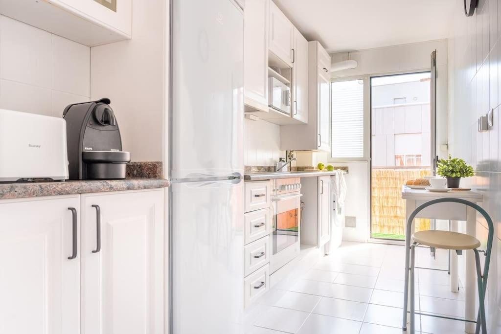 San Roman Apartment With Private Parking ซานตานเดร์ ภายนอก รูปภาพ
