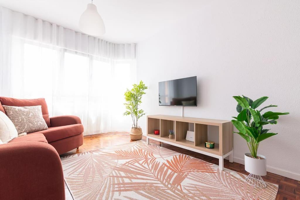 San Roman Apartment With Private Parking ซานตานเดร์ ภายนอก รูปภาพ